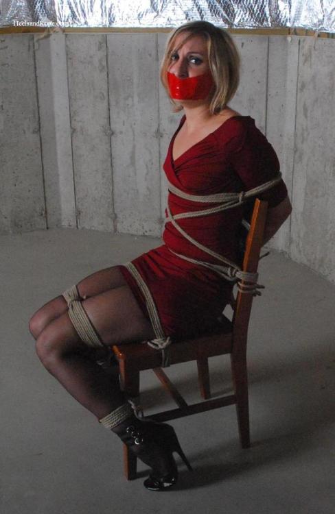 bondagehedgehog:  Jenni
