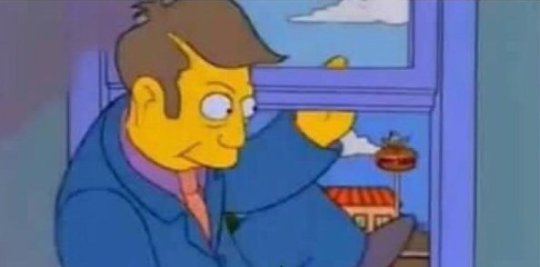 Cuando escuchas que llegaron parientes de visita.