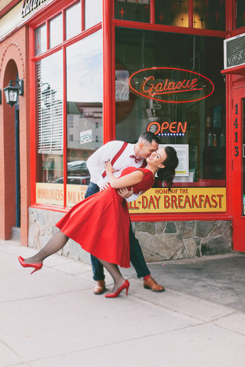 alxbngala:    Jennifer & JasonE Calgary Wedding Photography by Nicole Sarah 