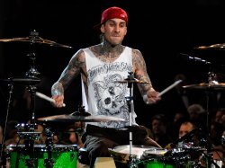 fuckblink182:  Travis Barker 