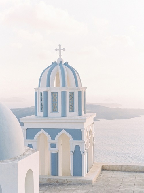 Airy Santorini ~ Callie Manion