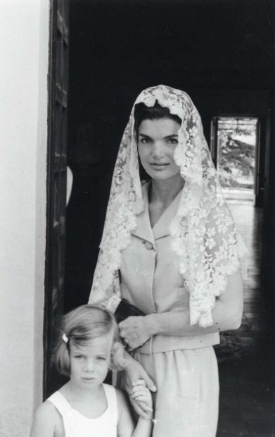 Jackie Kennedy et sa fille Caroline, Ravello, Italy, Benno Graziani