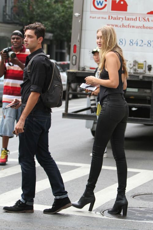 Gigi Hadid - NYC Casual. ♥  Oh missy that porn pictures