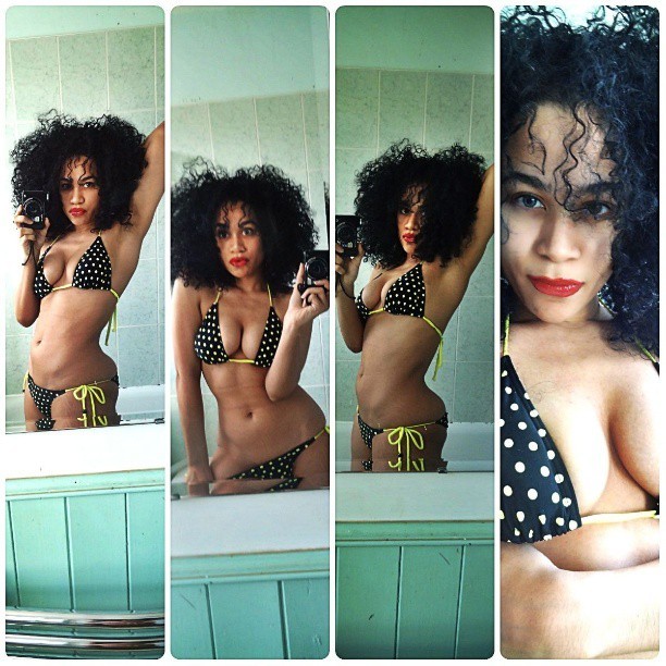 bluesey:  Trying on #bikini while still needing to pack. #funtimesahead #blueseybrown 