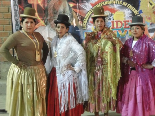 eliciaforever:The Fighting Cholitas, Bolivia’s indigenous petticoat wrestlers