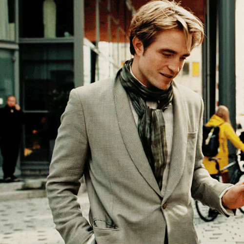 scarscandestroyus: Robert Pattinson as Neil — TENET (2020) dir. Christopher Nolan [7/∞]