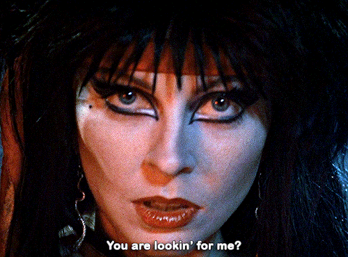 magnusedom:Cassandra Peterson as ElviraELVIRA: MISTRESS OF THE DARK (1988) dir. James