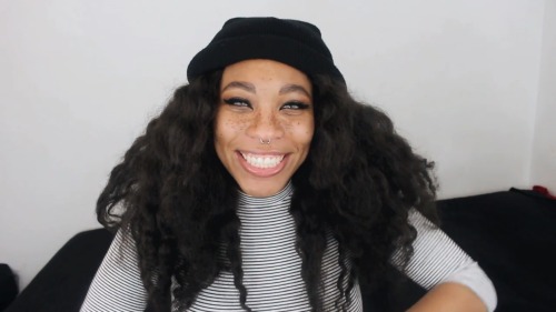 kieraplease:  This is for everyone who’s having a bad Monday, I hope this video makes you feel better or smile a little.. https://youtu.be/G7_u-1P1Bkk
