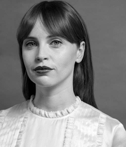 bwgirlsgallery:Felicity Jones for Rogue One: A Star Wars Story Portrait Session in San Francisco, De