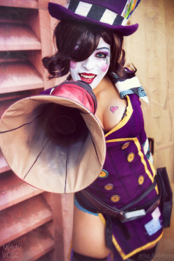 battsrambles:  enasnivolz:  (via Mad Moxxi 8x12 “Listen up!” · The Madhouse · Online Store Powered by Storenvy) One of the many Moxxi prints I offer if anyone is interested!  An amazing human being first of all, and and incredible cosplayer!