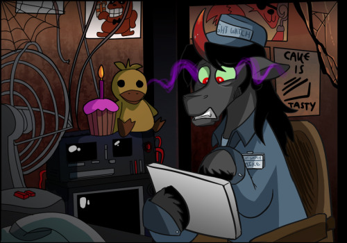 ask-teen-chrysalis:  You won’t belive how long it takes to make these. Anyway - long promised collab  - this one with King Sombra from http://ask-king-sombra.tumblr.com/ PS : I do realise it’s chicken not duck, but it looks like duck in first game