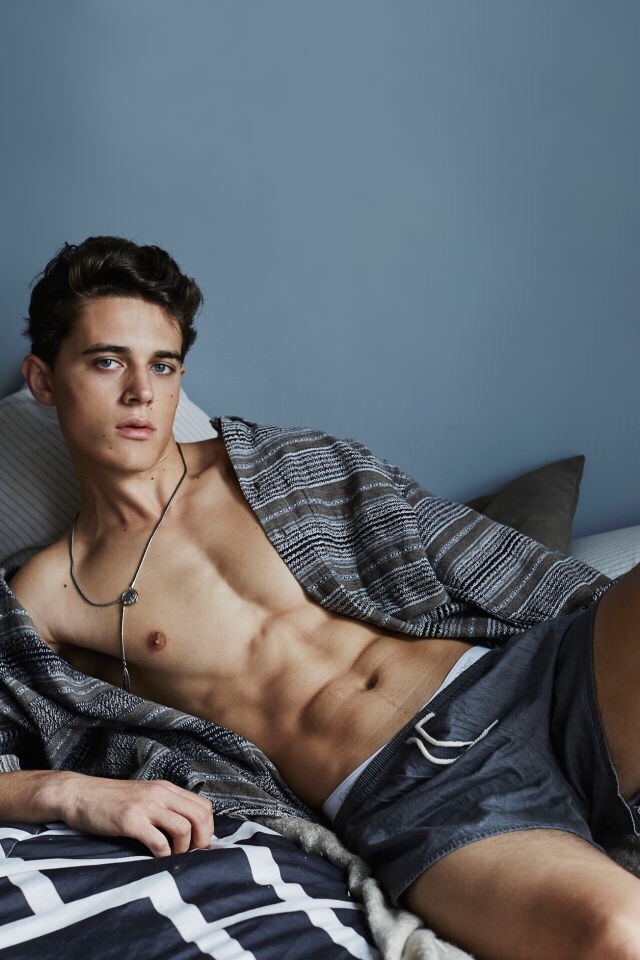 themitchme:  George Elliott by Eric White