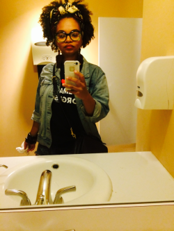 chanellechanc3:  Bathroom selfies   I have