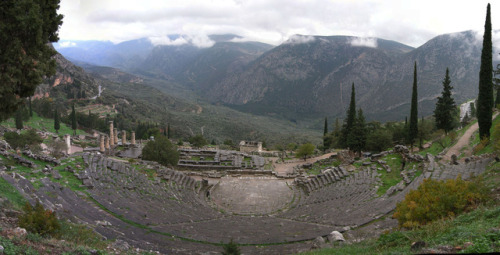 classicalmonuments: Theatre of Delphi Delphi 4th century BCE ~4,500 spectators The ancient theat