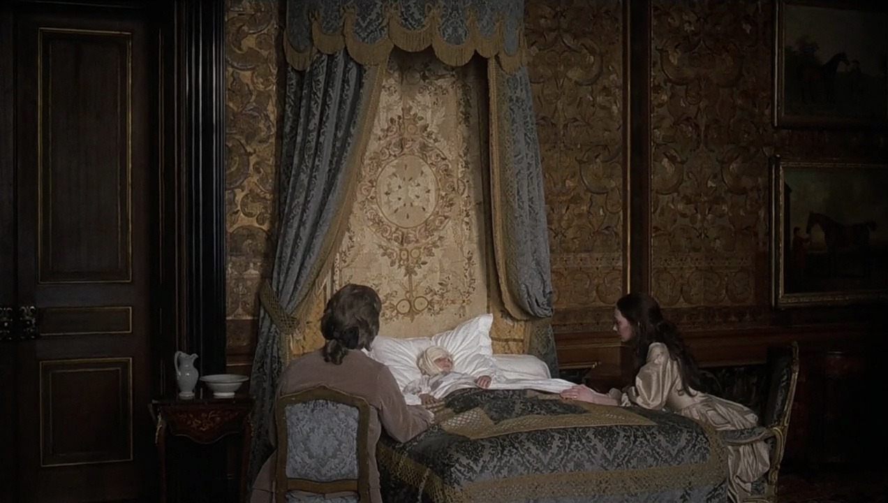 thejunesky: shakescene:  moranginhos:   moranginhos: mood: bedridden victorian child