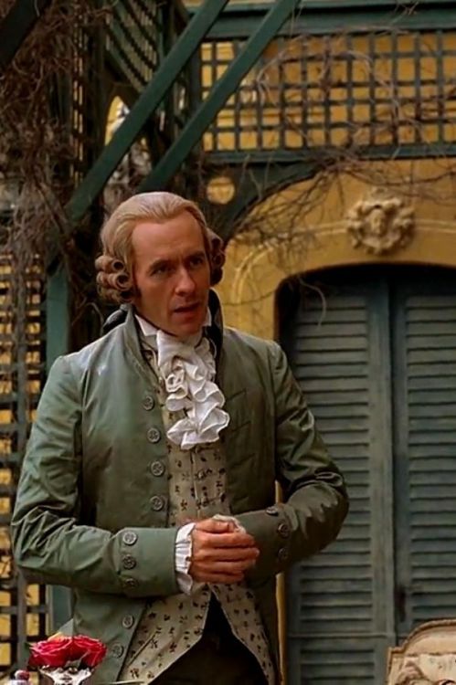 1outside:Stephen Dillane as Thomas Jefferson in HBO’s John Adams, episode 4.P.S. More screencaps fro