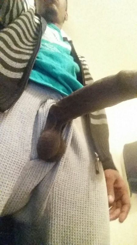 thiksoul69:  😋 Hoodie and balls 👀😎👀 #thiksoul69 😋