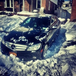 Babys first blizzard #seeto #nemo #4matic.#nevergetsstuck