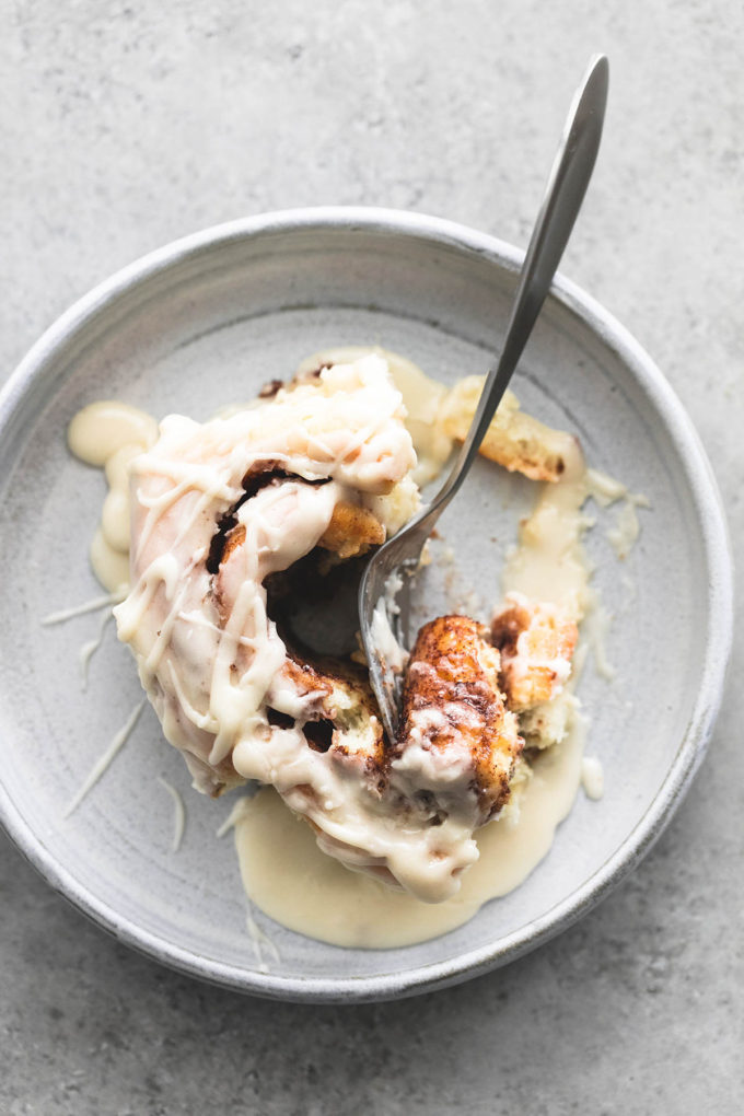 sweetoothgirl:    ONE HOUR CREAM CHEESE CINNAMON ROLLS    