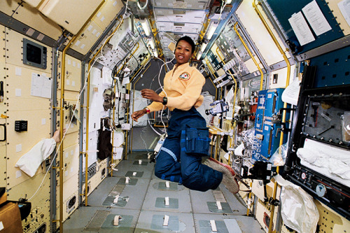 pbsthisdayinhistory:  Sept. 12, 1992: Dr. Mae Jemison Becomes First African American Woman in Space On this day in 1992, Dr. Mae Jemison became the first African American woman to travel through space. She served as Mission Specialist aboard Space Shuttle