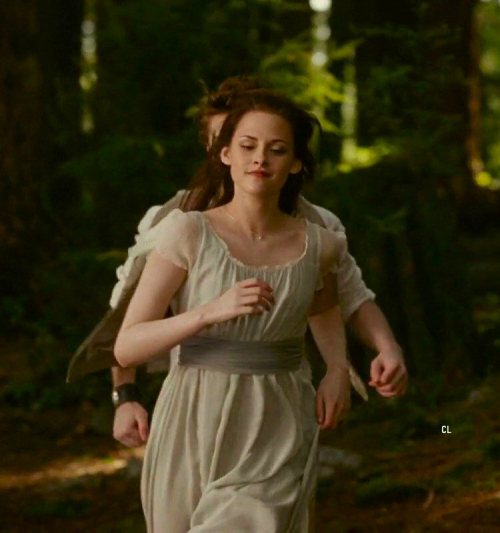 costumeloverz71:Bella Swan (Kristen Stewart) Light blue vision dress.. Twilight (2008).. Costume by 