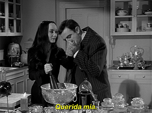 asoulonfire75:  santiagogarcia:  THE ADDAMS FAMILY1.07 “Halloween with the Addams Family”   😈🖤♾
