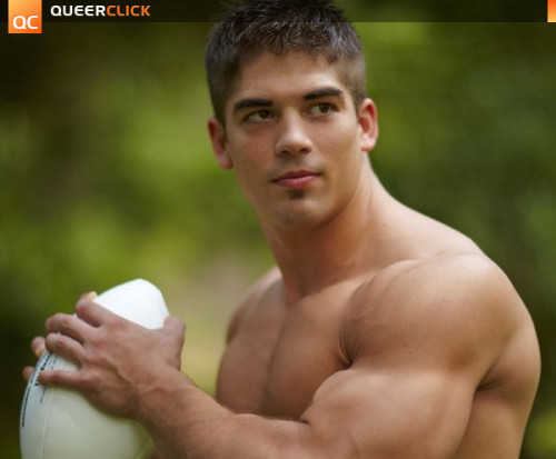 adickted2boys:antinoo5:  Kyle Buter aka Aiden at CF   He lives in Iowa. Been with her for 5 years.