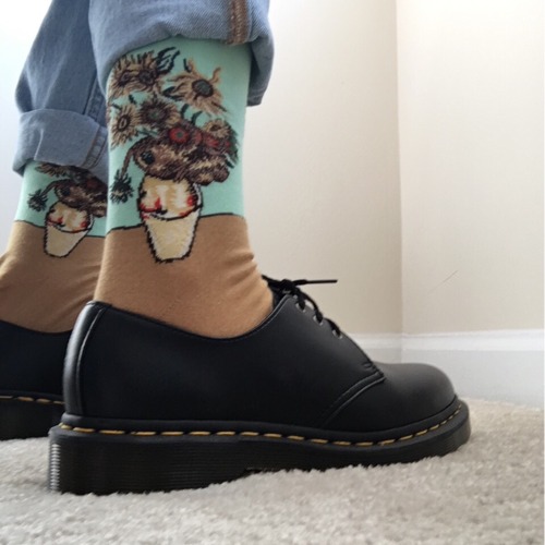 peachpiits:new socks ig: aliienkiid