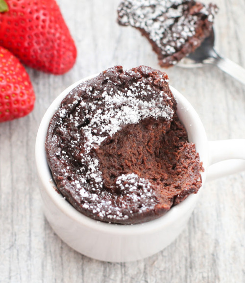 foodffs:4 INGREDIENT FLOURLESS CHOCOLATE MUG CAKEReally nice recipes. Every hour.