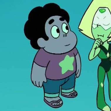 fuckyeahperidot:  is it just me or has steven been looking more and more like a squishy
