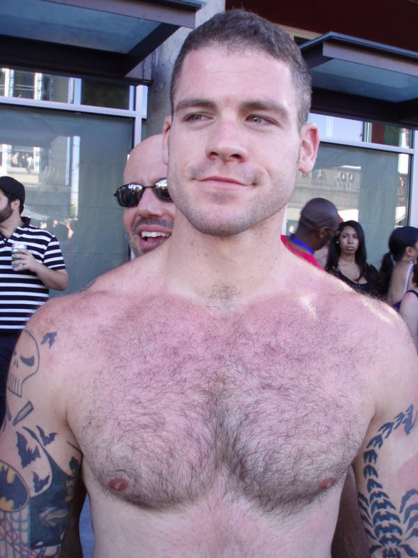 topspin2014:  jucaros:  http://jucaros.tumblr.com/  Smoking hot bro !