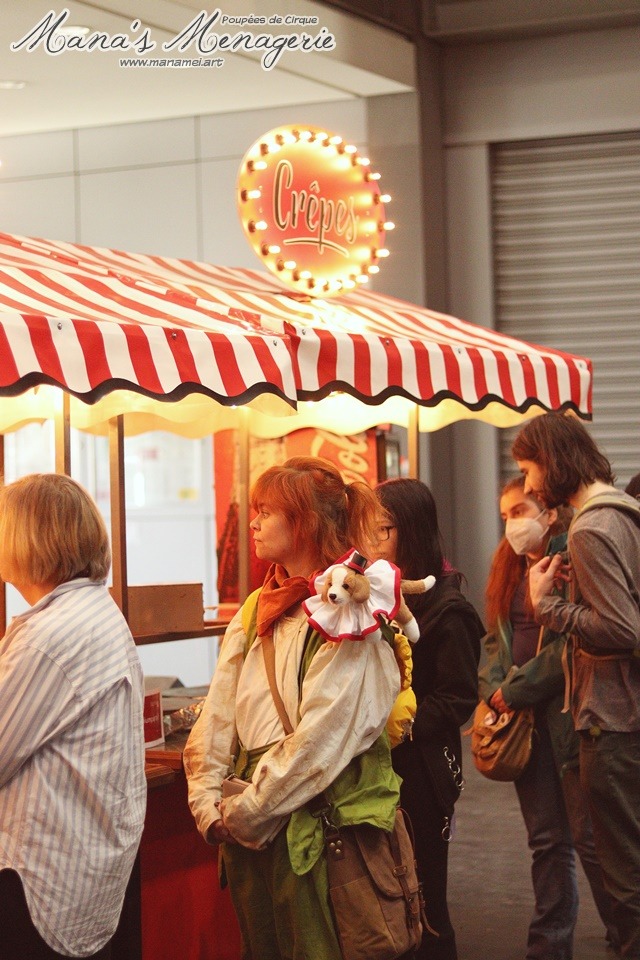 Can we all agree poor Red needs all the love (and food)? Also the atmosphere of this crepe vendor was just so fitting we had 