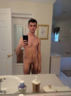 Ilovecircs2: Hotguyswithface: Come Check Out My Blog. Stay A While, Drop You Pants