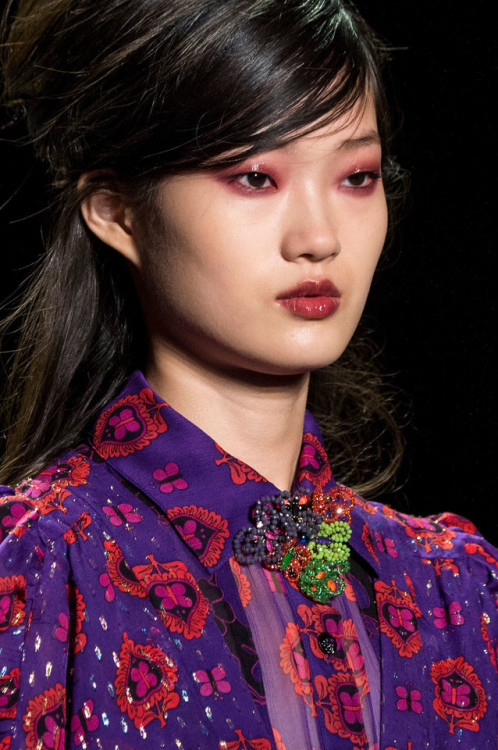 oncethingslookup:Anna Sui Spring 2017 RTW