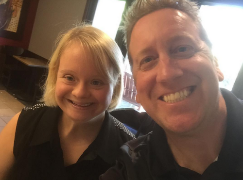 Jeff Ezell: ...having a quick drink with #LaurenPotter from #Glee&hellip;what a sweet 