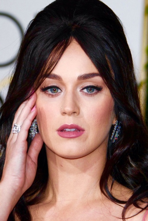 Porn Pics gotcelebsdaily:  Katy Perry - 73rd Annual