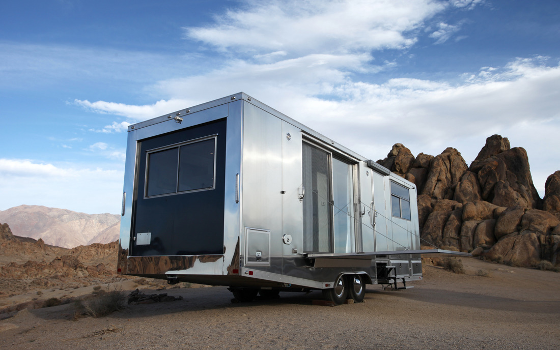 dreamhousetogo:  The Living Vehicle  I’d change a few things but that’s a great
