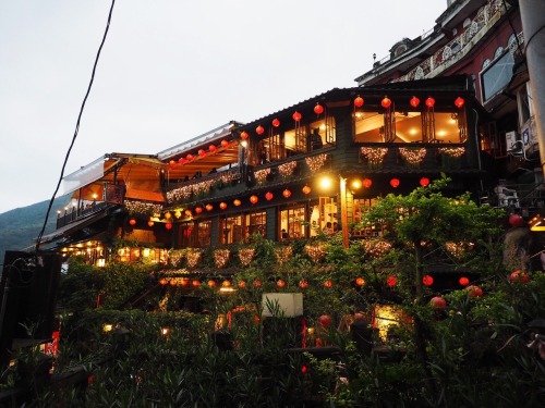 seigakun: 阿妹茶亭, 九份 ; jiufen, taiwan  by iseki kou | ig