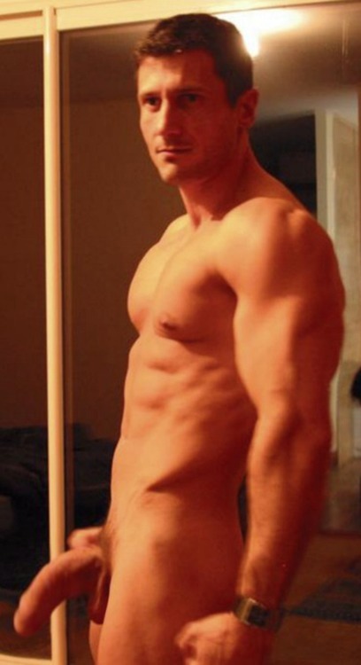 hottestmanmeat:  Yummy dad