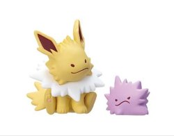 miketooch:  retrogamingblog: The Pokemon Center released a line of Ditto Eeveelution Gashapon Figures  @totalspiffage 