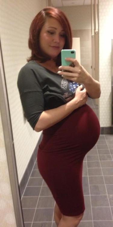 selfshotpreggo:  hope you enjoy - jack - submissions welcome @ selfshotpregnant@gmail.com or through submit. 