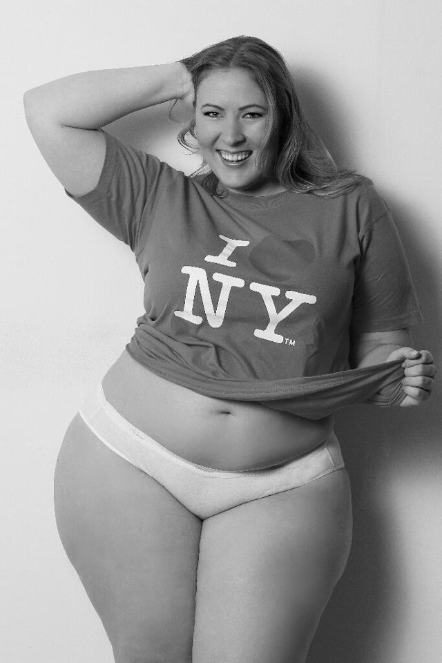 bbwsarebeautifull:  More hot live girls: http://bit.ly/1gjef7y