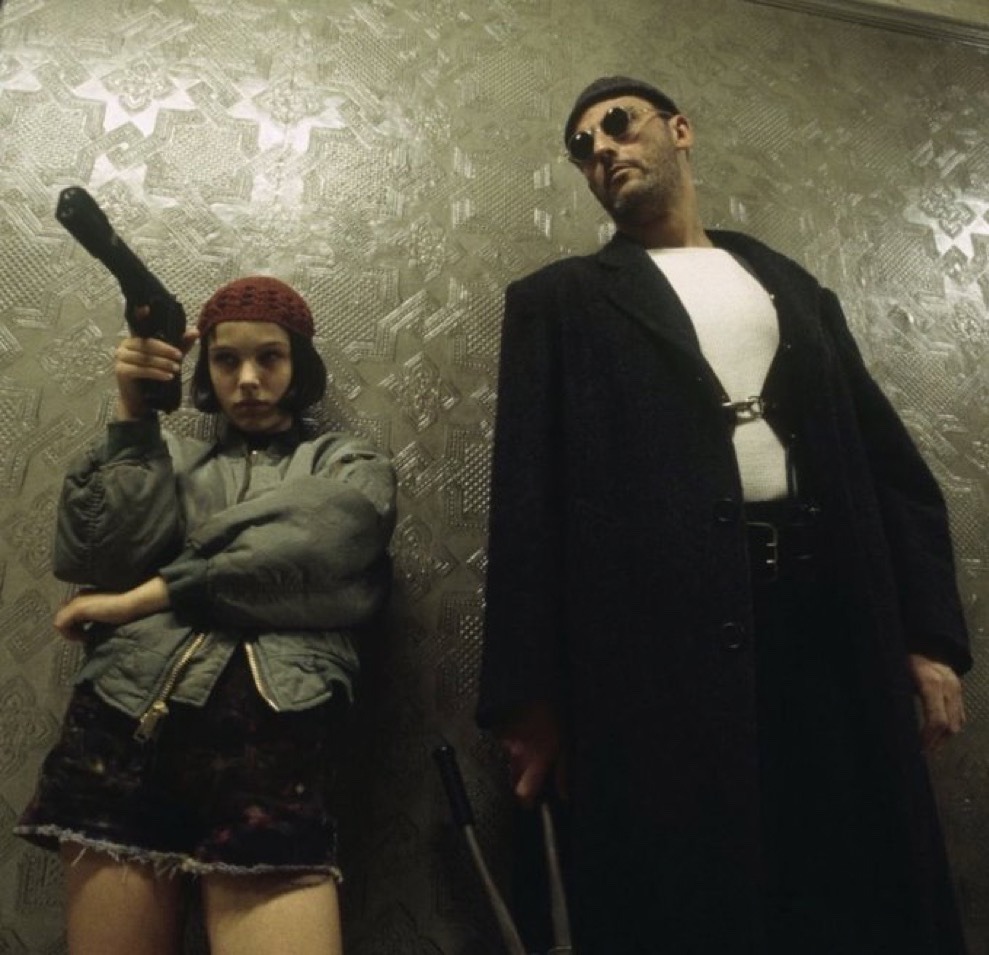 zisuniverse:Jean Reno and young Natalie Portman in Léon the Professional (1994) 