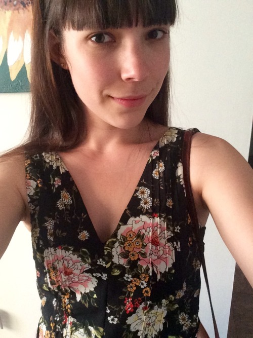 thecoffeetragedy:I tried but failed to take pictures of the dress - but here’s a couple of selfies w