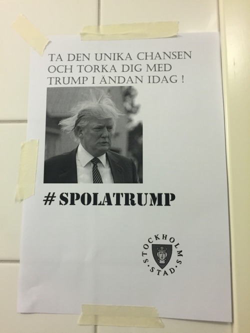 god blesshoppas a) ingen torkar sig med det för tror inte skrivarbläck är så bra för röven och b) in