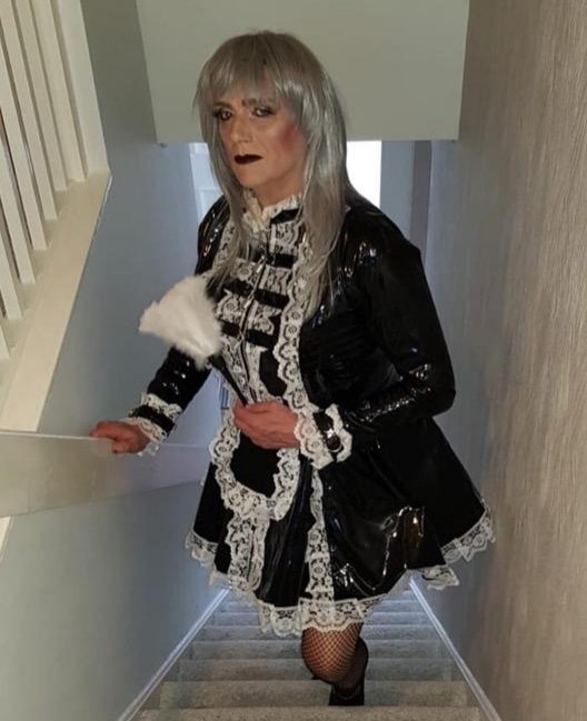 Porn Pics bailey-anastasia:Gorgeous sissy maid hard