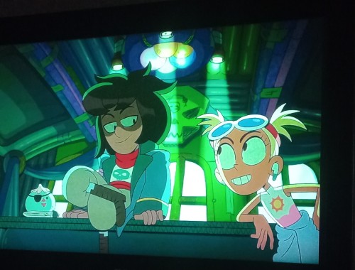 I DON'T EVEN HAVE WORDS TO DESCRIBE HOW MUCH I LOVED THIS FREAKING MOVIE