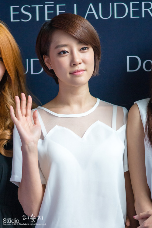 visualglow: 04/05 Woo Ri @ Estee Lauder Double Wear Lounge Open Event by TheStudio Credit as ta