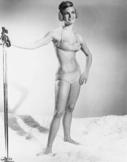 Salli Sachse / SKI PARTY (1965)