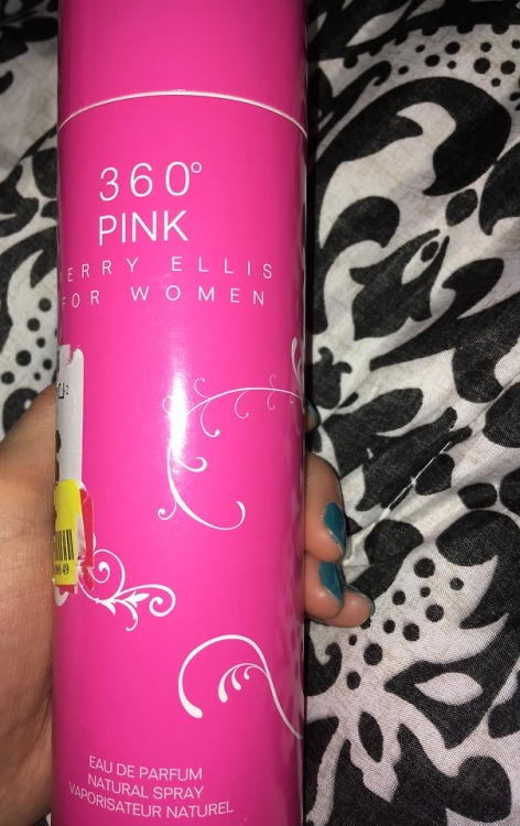New to my collection and it smells like Berry got so many compliments with it